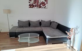 Yulia Apartman