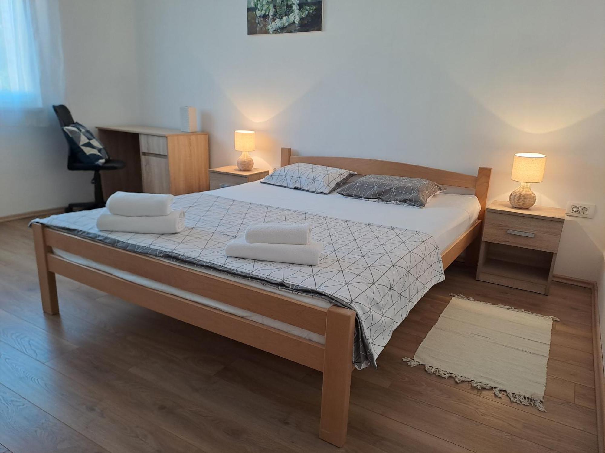 Yulia Apartman Pula Extérieur photo